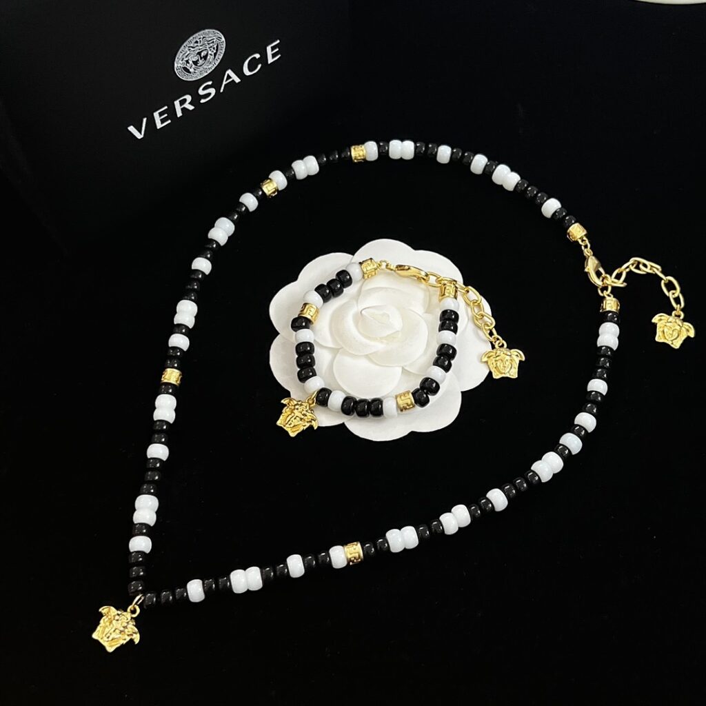 Versace Necklace Style 50 45