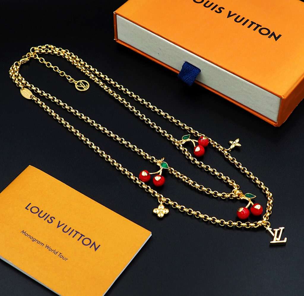 Louis Vuitton Jewelry Style 95