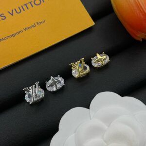 Louis Vuitton Jewelry Style 40