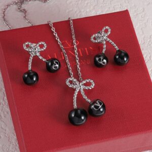 Valentino Necklace Style 45 40