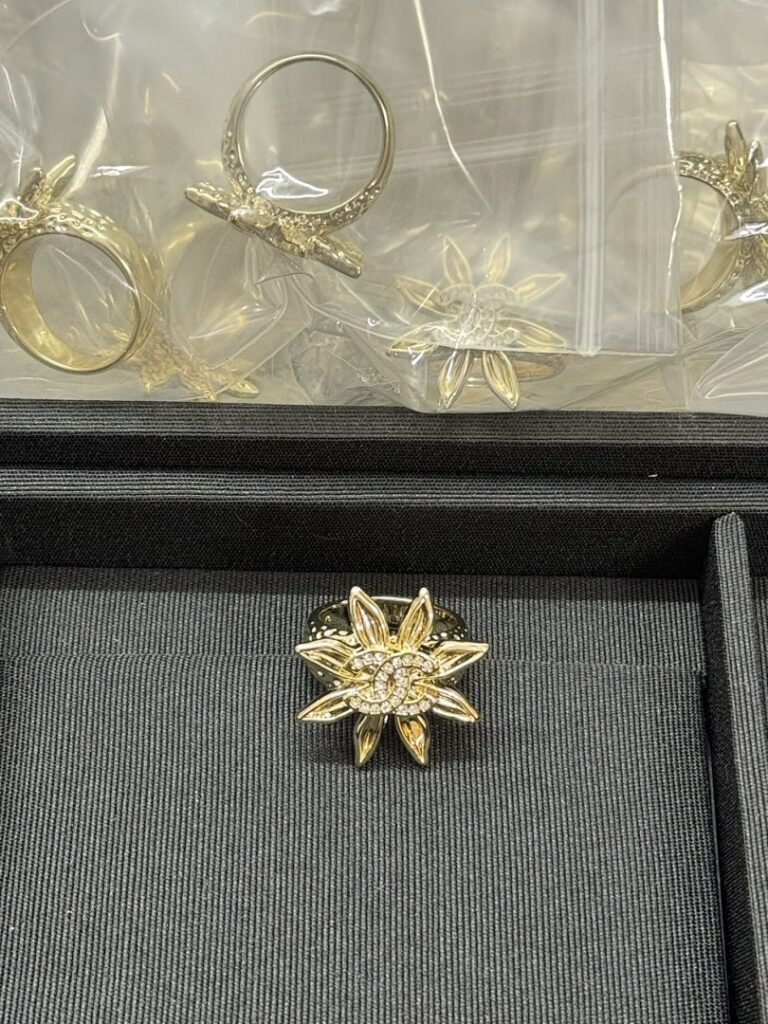 Chanel Jewelry Style 45 size678