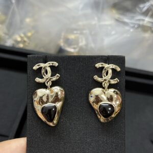Chanel Jewelry Style 55