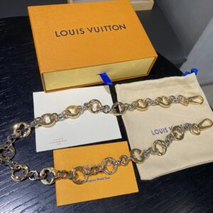 Jewelry Style 80