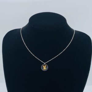 Louis Vuitton Jewelry Style 35