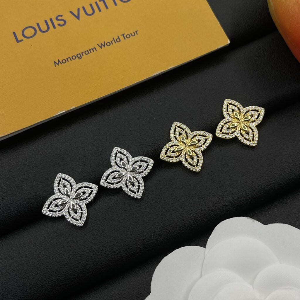 Louis Vuitton Jewelry Style 45