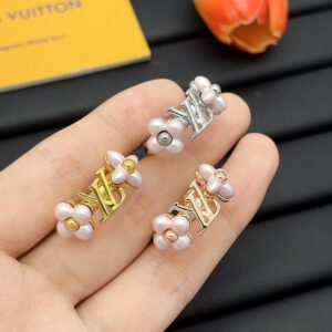 Louis Vuitton Jewelry Style 35