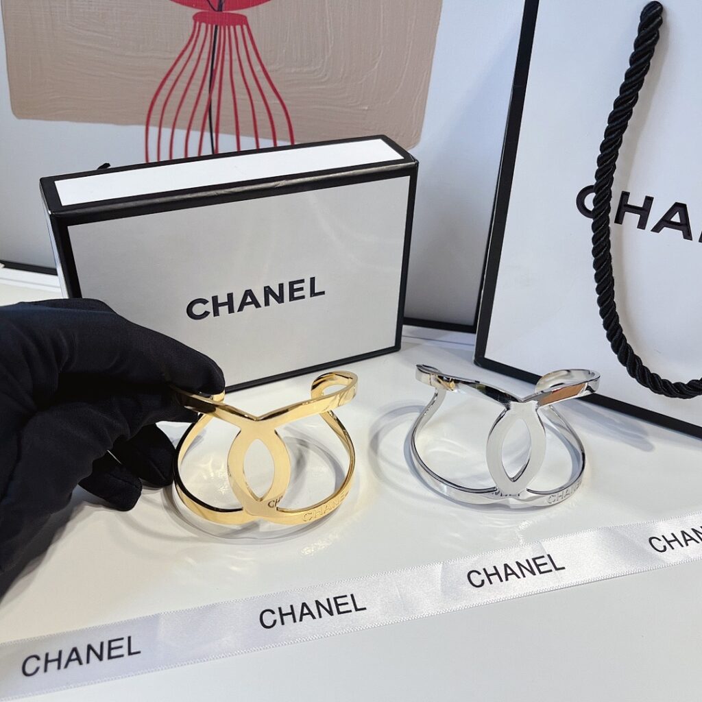 Chanel Jewelry Style 50