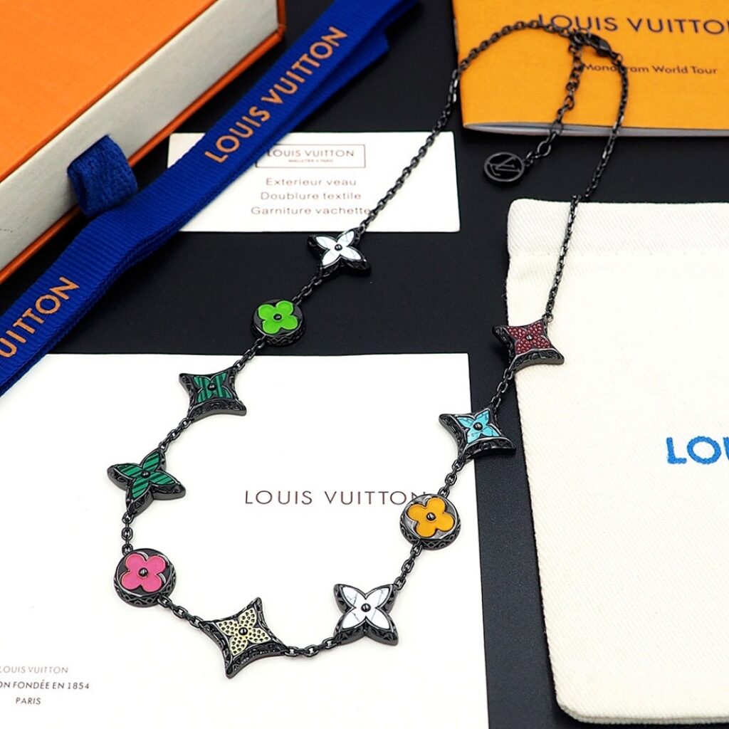 Louis Vuitton Jewelry Style 95