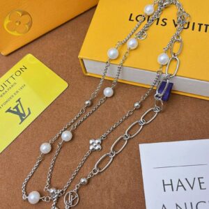 Louis Vuitton Jewelry Style 58