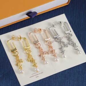 Louis Vuitton Jewelry Style 45