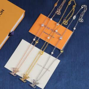 Louis Vuitton Jewelry Style 45