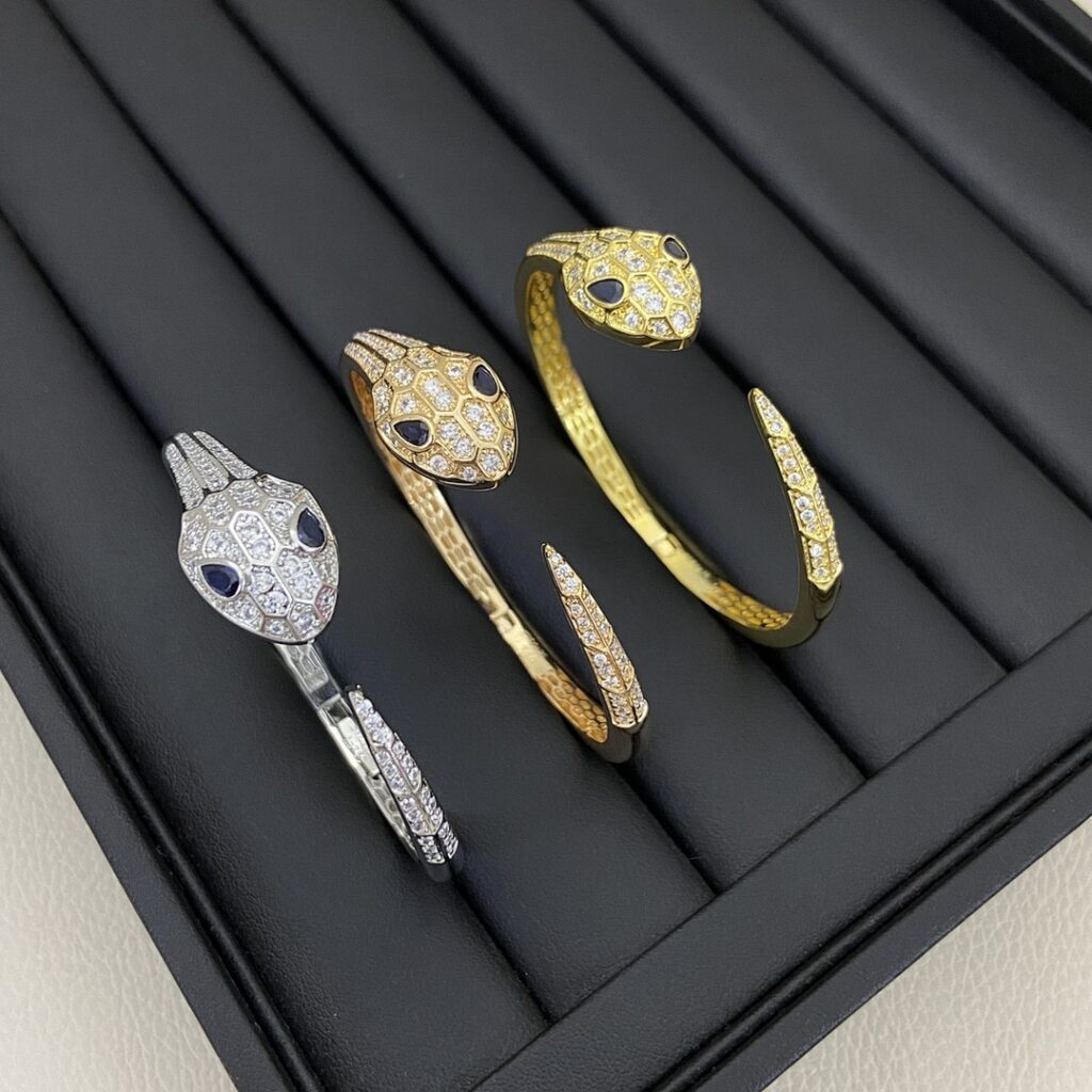 Bottega Veneta Jewelry Style 90