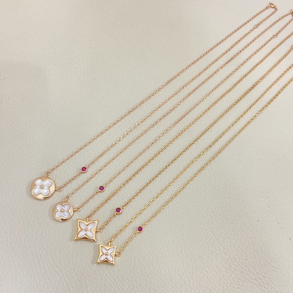 Louis Vuitton Jewelry Style 40