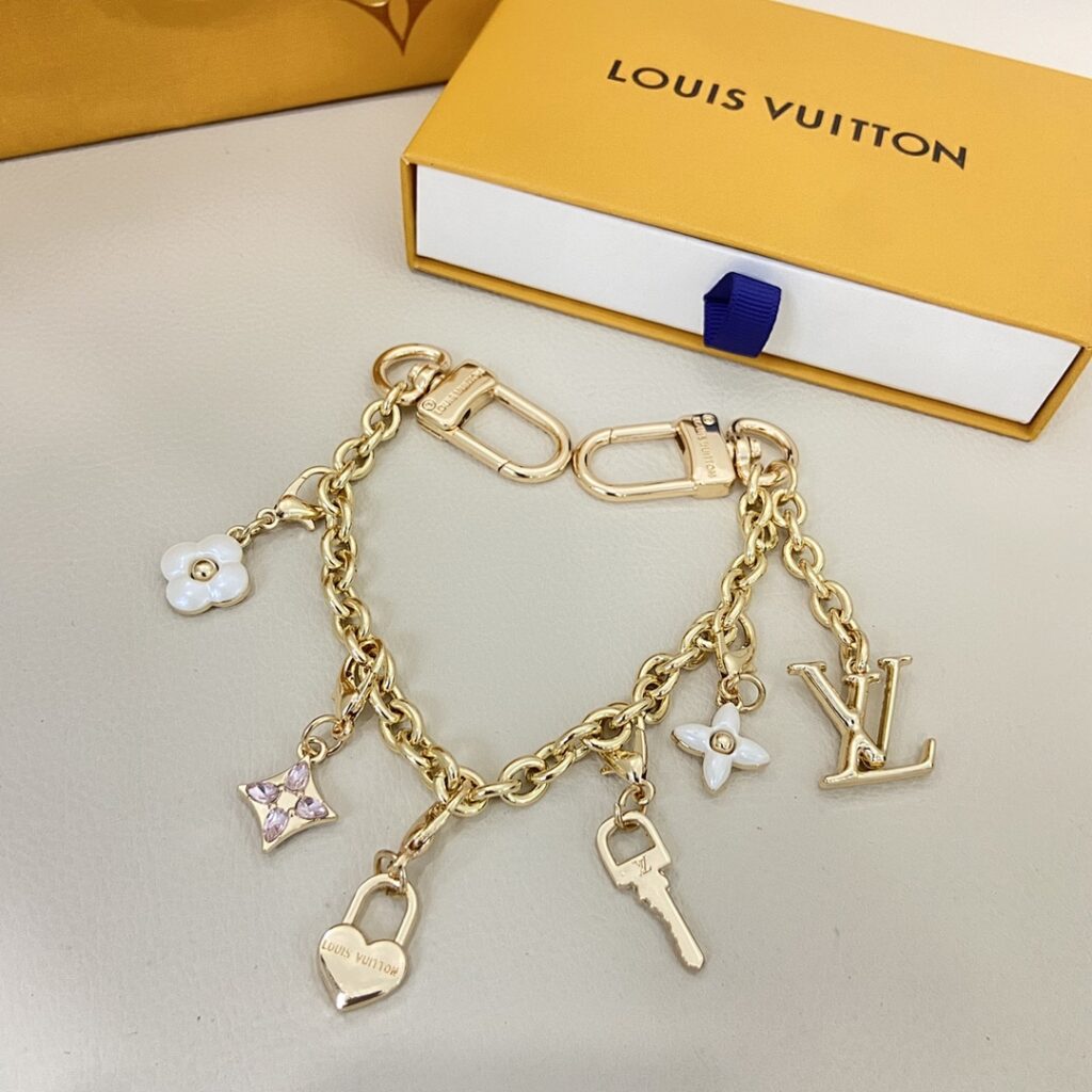 Jewelry Style 50