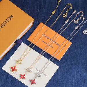 Louis Vuitton Jewelry Style 45