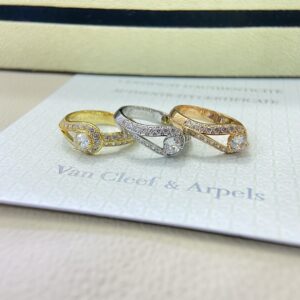 Van Cleef & Arpels Jewelry Style 45 size678