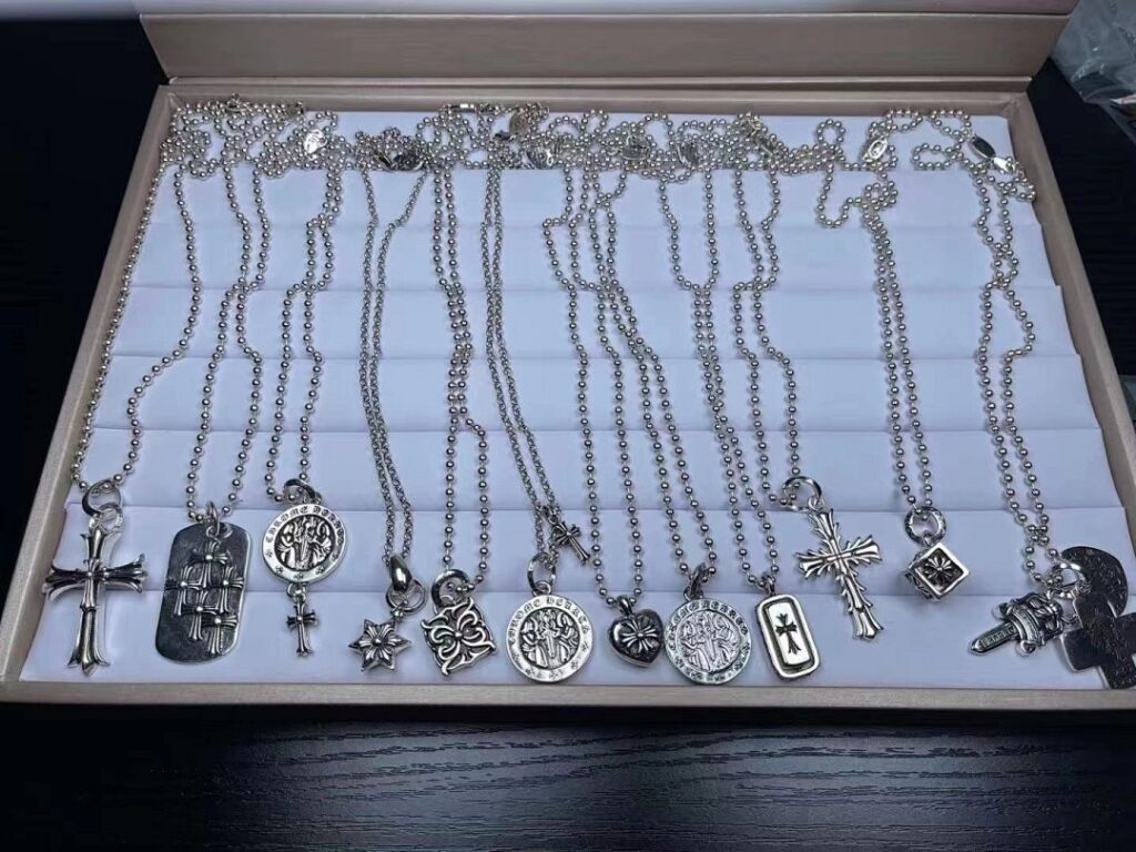Necklace Style 60
