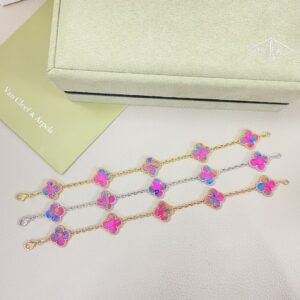 Van Cleef & Arpels Jewelry Style 50