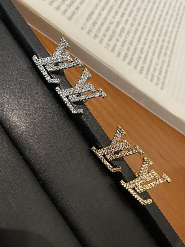 Louis Vuitton Jewelry Style 40