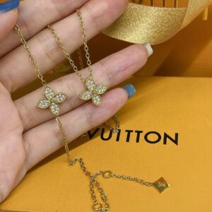 Louis Vuitton Jewelry Style 45