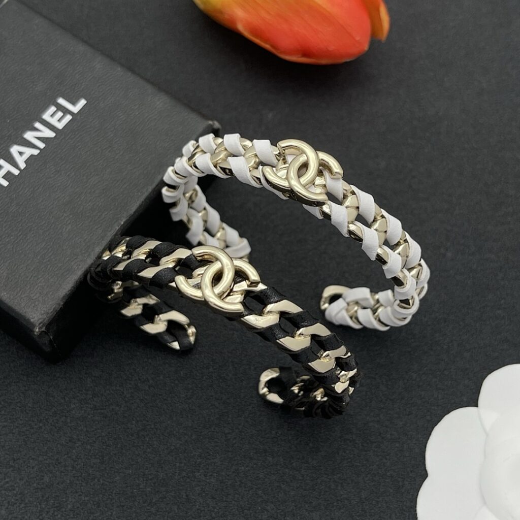 Chanel Jewelry Style 50