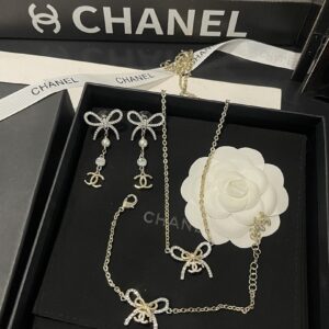 Chanel Necklace Style 60 55 60