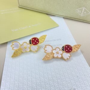 Van Cleef & Arpels Jewelry Style 60