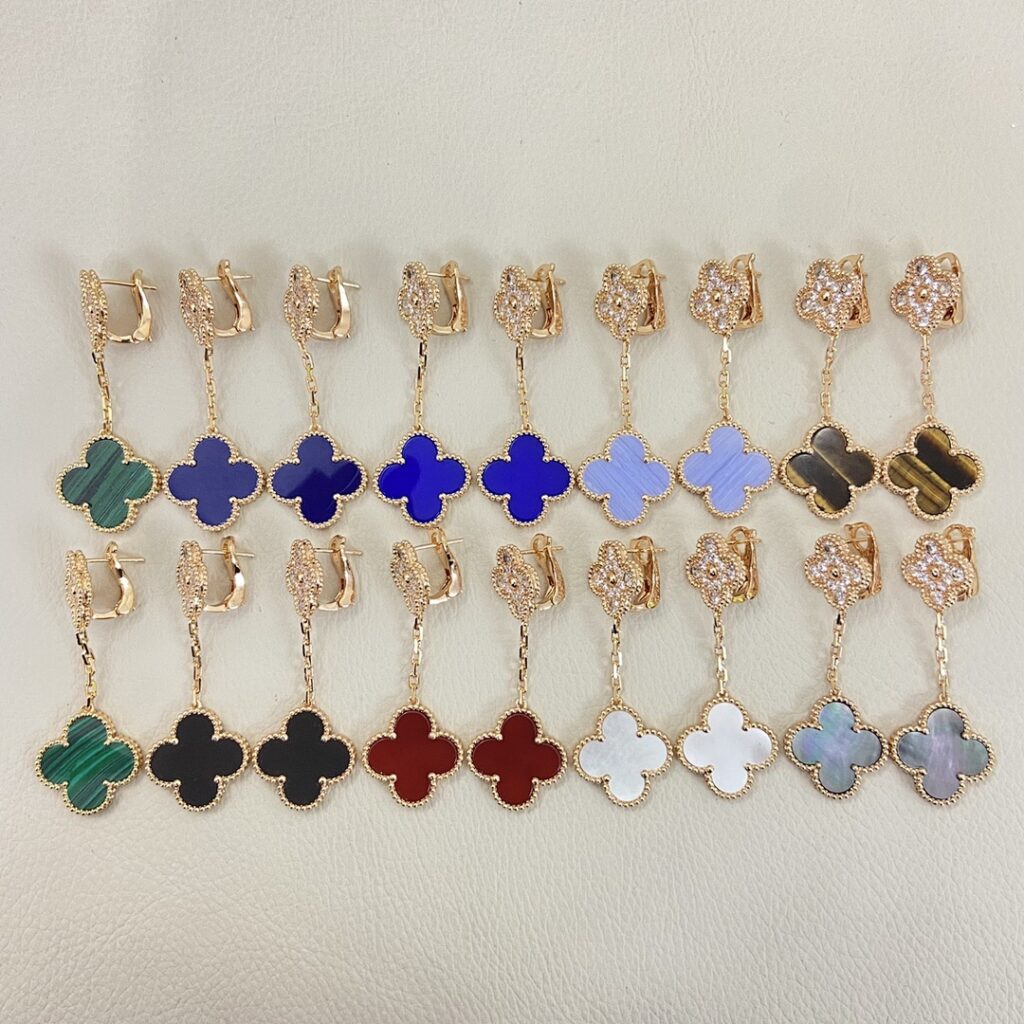 Van Cleef & Arpels Jewelry Style 60
