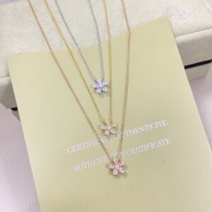 Van Cleef & Arpels Jewelry Style 40