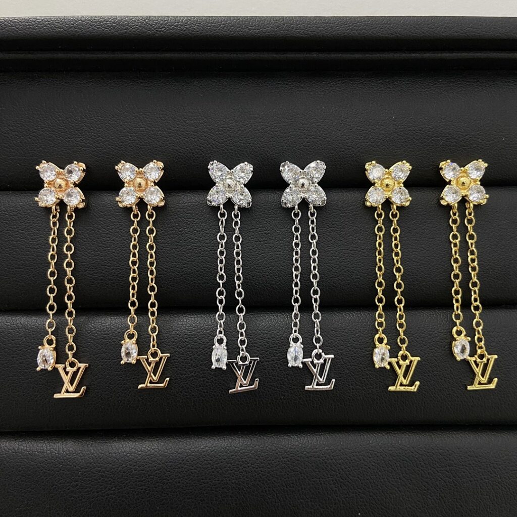 Louis Vuitton Jewelry Style 45