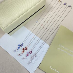 Van Cleef & Arpels Jewelry Style 60