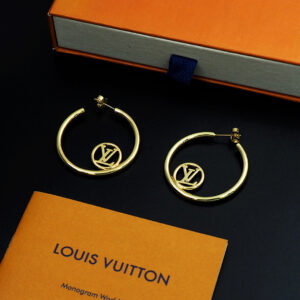 Louis Vuitton Jewelry Style 55