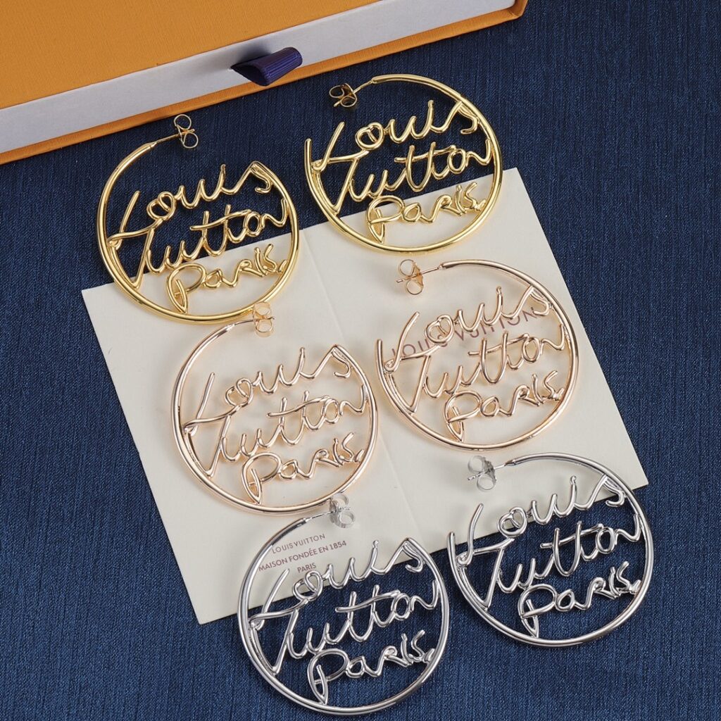 Louis Vuitton Jewelry Style 45