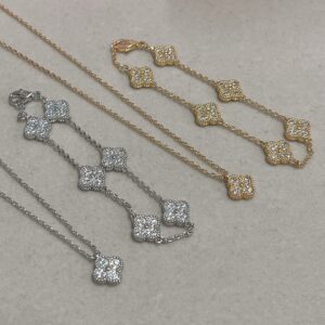 Van Cleef & Arpels Necklace Style 50 35