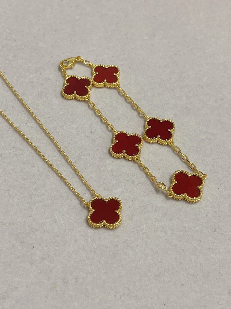 Van Cleef & Arpels Necklace Style 35 50