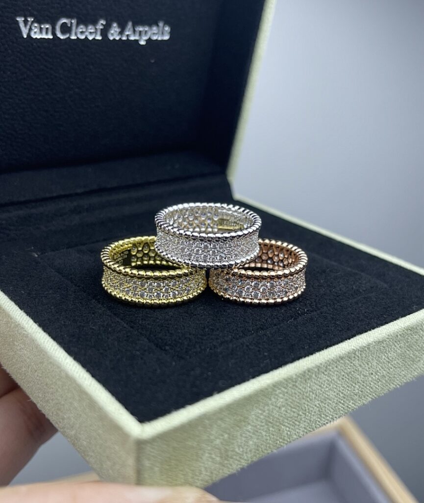 Van Cleef & Arpels Ring Style 40 6789