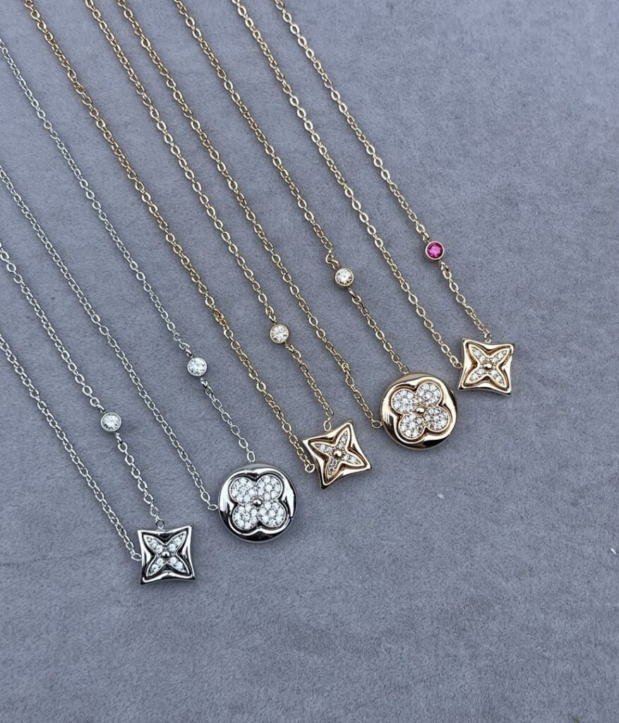 Louis Vuitton Jewelry Style 45