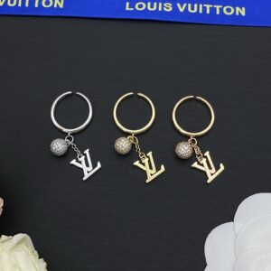 Louis Vuitton Jewelry Style 40
