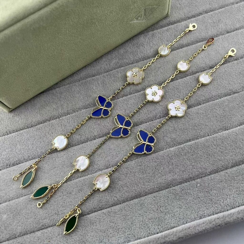 Van Cleef & Arpels Jewelry Style 60