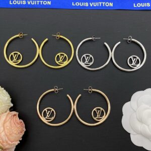 Louis Vuitton Jewelry Style 45