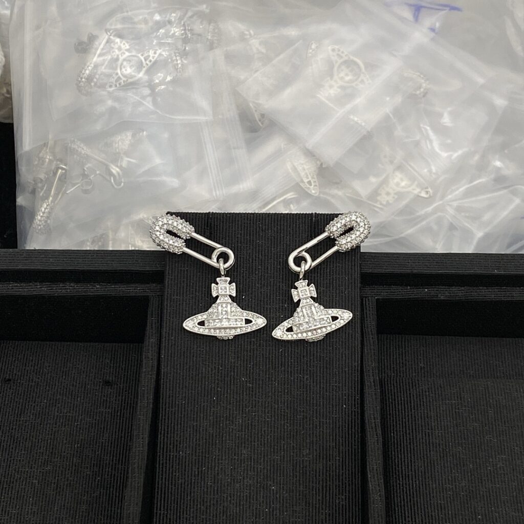 Jewelry Style 50