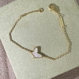 Van Cleef & Arpels Jewelry Style 35