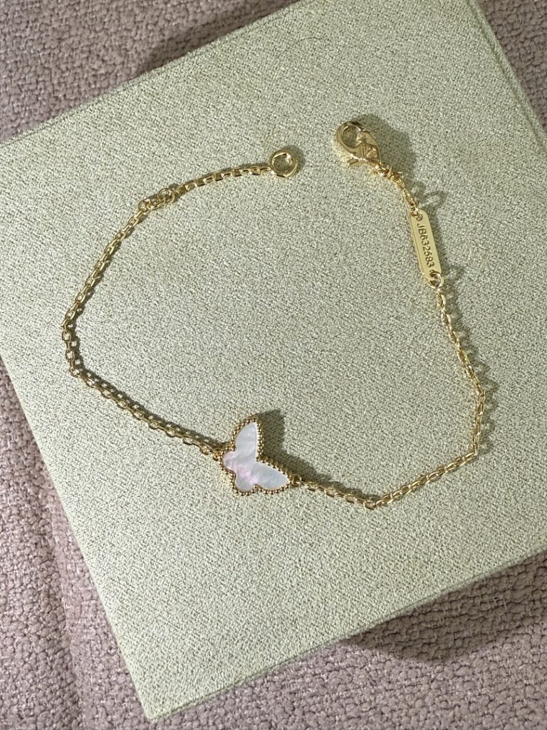 Van Cleef & Arpels Jewelry Style 35
