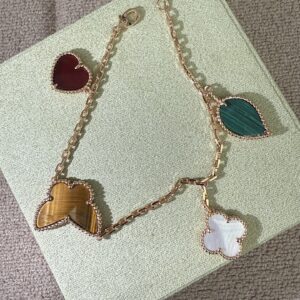 Van Cleef & Arpels Jewelry Style 55