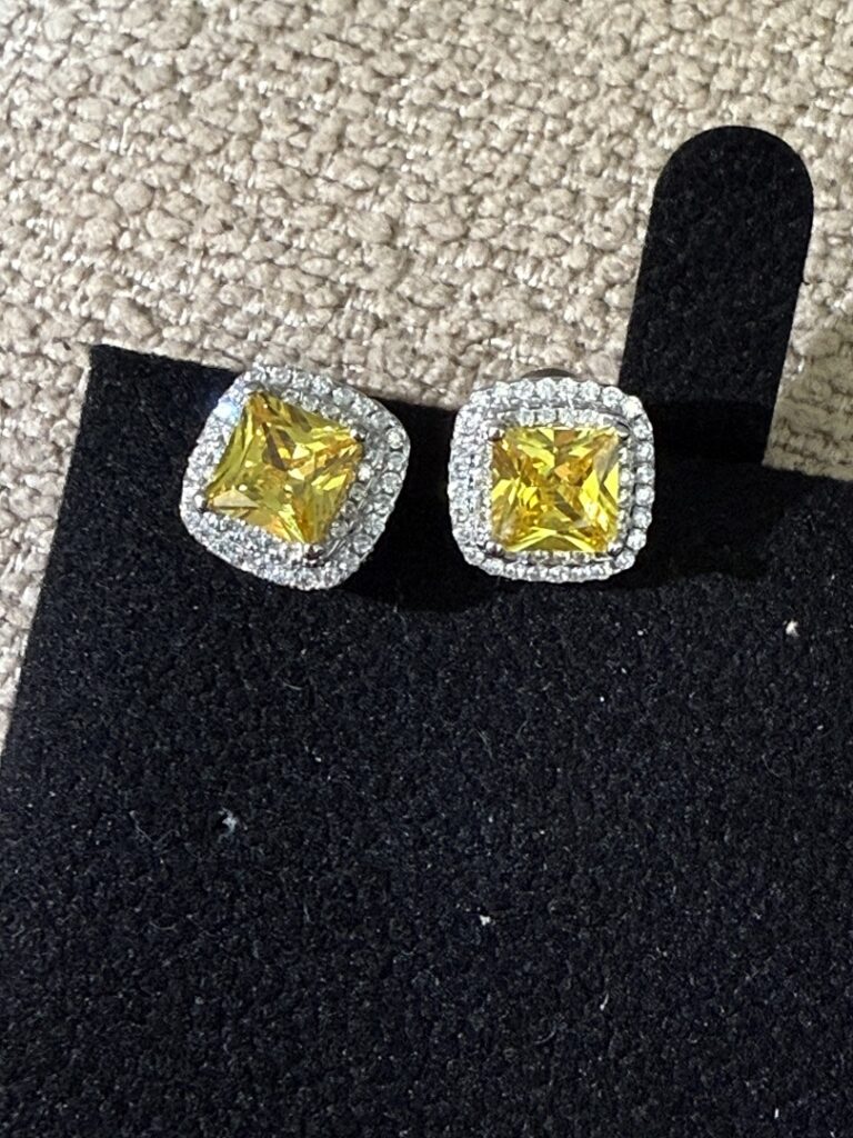 Tiffany Earrings Style 75