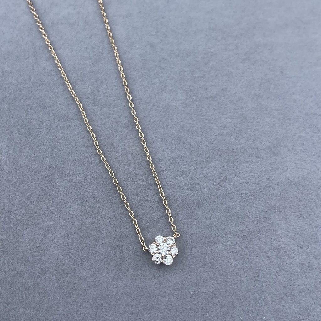 Van Cleef & Arpels Necklace Style 45