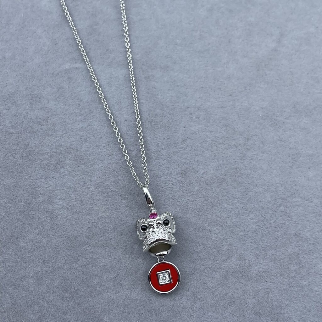Qeelin Necklace Style 70