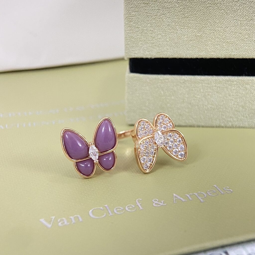 Van Cleef & Arpels Jewelry Style 50