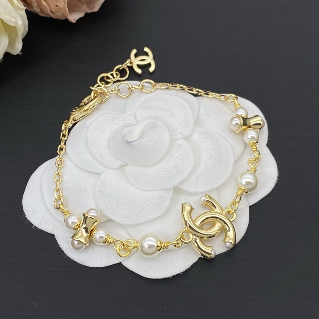 Chanel Jewelry Style 40