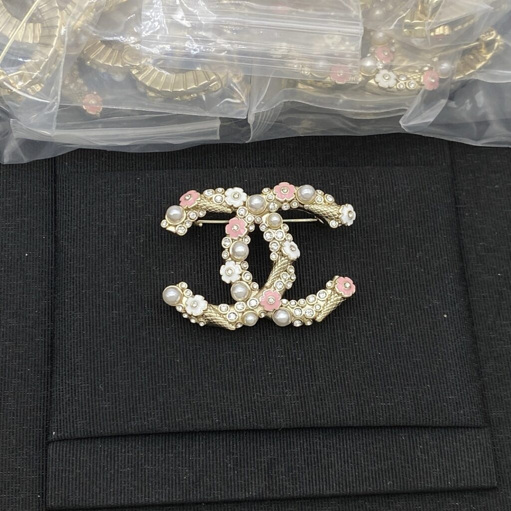 Chanel Jewelry Style 40